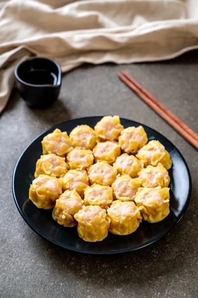 Karides Çince buğulanmış Dumpling sos ile