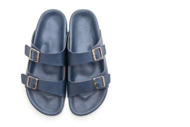 Erkekler beyaz arka plan üzerinde izole sandalet deri