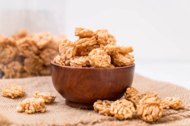 kase tuzlu gevrek pirinç