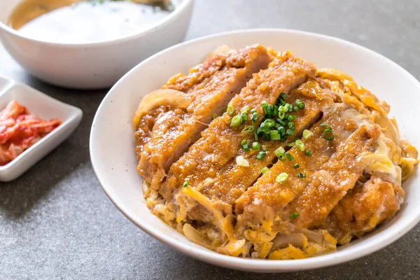 Tazón Arroz Chuleta Cerdo Frito Katsudon Estilo Comida Japonesa — Foto de Stock