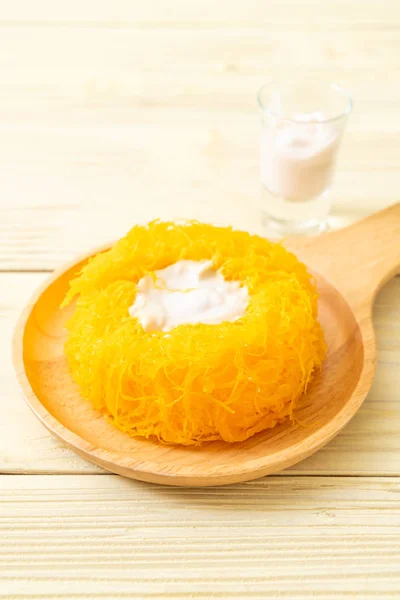 Sweet Egg-Serpentine Cake or Gold Egg Yolk Thread Cakes - Thai dessert