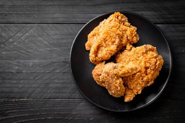 Kızarmış tavuk yemeği - abur cubur ve sağlıksız yemek