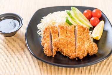 Japon kızartılmış domuz pirzolası (tonkatsu seti) - Japon yemek tarzı