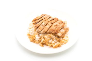 Teriyaki domuz tepesinde pirinç - beyaz zemin üzerine Japon gıda tarzı