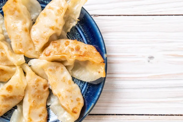 Aperitivo Japonés Gyoza Dumplings Con Salsa Soja —  Fotos de Stock