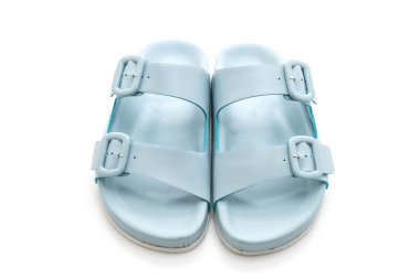 Kadınlar beyaz arka plan üzerinde izole sandalet deri