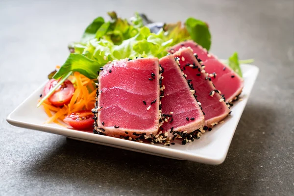 Verse Tonijn Rauw Met Groentesalade Gezond Voedsel — Stockfoto