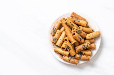 Taylandlı çıtır Hindistan cevizi roll - Tay tatlı snack