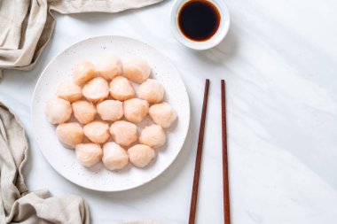 Çin karides pişmiş hamur tatlısı - Asya gıda tarzı