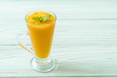 taze mango smoothies 