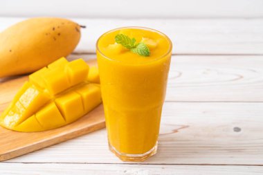 taze mango smoothies 