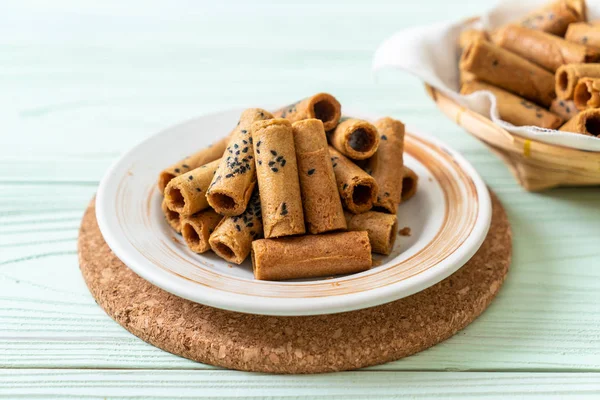 Taylandlı çıtır Hindistan cevizi roll - Tay tatlı snack