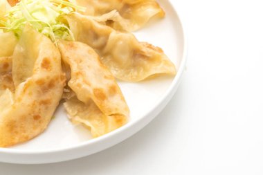 Japon sosu veya köfte meze beyaz arka plan üzerinde izole