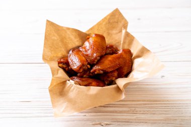 Barbekü tavuk kanadı