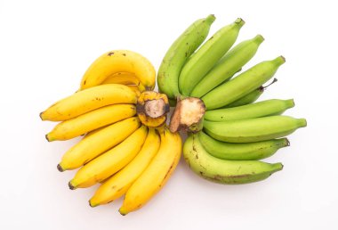 Beyaz arkaplanda izole edilmiş muz