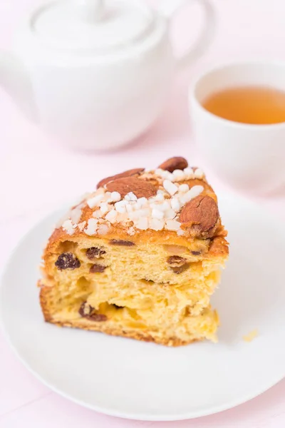 Torta Pane All Uva Passa Con Mandorla Stile Dolce Italiano — Foto Stock