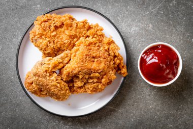 kızarmış tavuk yemek