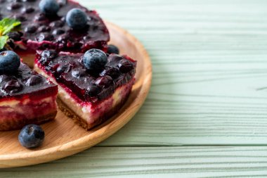 yaban mersini peynirli kek