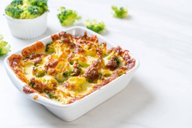 fırında karnabahar ve brokoli peynir ile