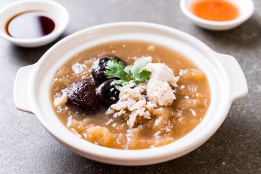 Kızarmış Balık Maw kırmızı et suyu çorbası Yengeç 