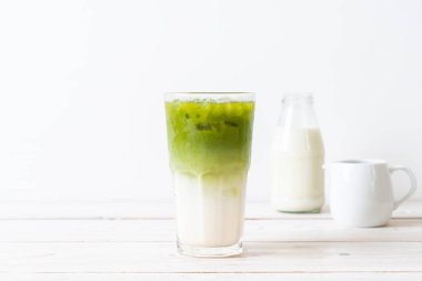 Buzlu matcha yeşil çay kahve