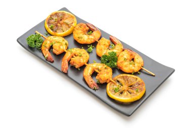 Limonlu ızgara kaplan karides şiş