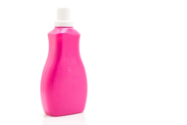 洗剤や液体掃除白い背景で隔離のピンクのプラスチック ボトル — ストック写真