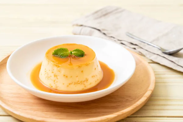 Budino crema caramello fatto in casa — Foto Stock