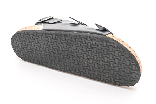 Мужские кожаные сандалии на белом фоне