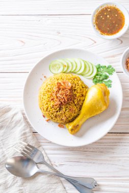 Müslüman tavuklu pilav.