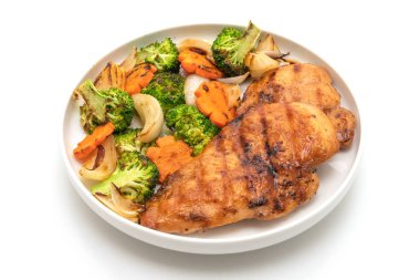 çukurunu tavuk göğsü biftek sebze ile