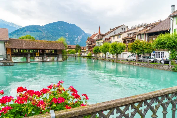 Thunersee Nehri İsviçre Interlaken beldesi