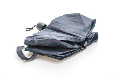 Beyaz arkaplanda şemsiye izole