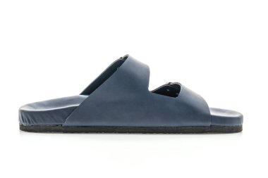 Erkekler beyaz arka plan üzerinde izole sandalet deri