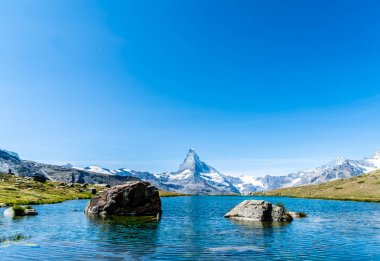 Matterhorn Zermatt, İsviçre Stellisee Gölü ile