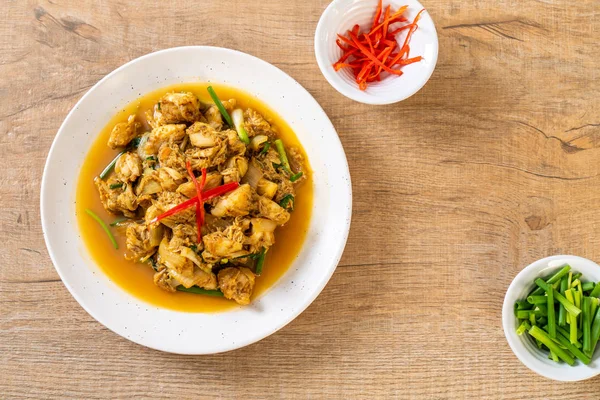 Kepiting Goreng Dengan Bubuk Kari Masakan Thailand — Stok Foto
