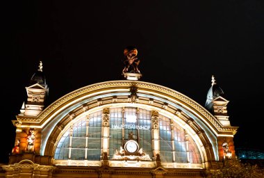 Frankfurt, Almanya - Eylül 3 2018. Frankfurt Merkez Tren İstasyonu cephe. Classicistic Tren İstasyonu 1899 yılında açıldı ve Almanya'da büyüğüdür.