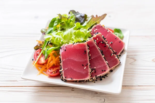 Verse Tonijn Rauw Met Groentesalade Gezond Voedsel — Stockfoto