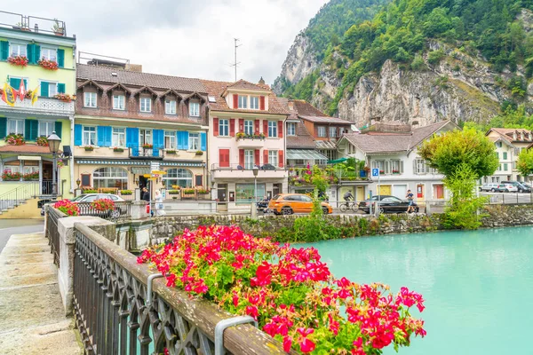 Cidade Interlaken Com Rio Thunersee Suíça — Fotografia de Stock