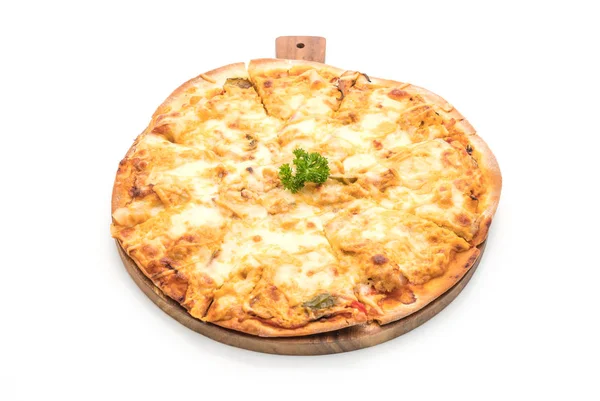 Frango Grelhado Pizza Com Mil Ilha Molho Isolado Fundo Branco — Fotografia de Stock