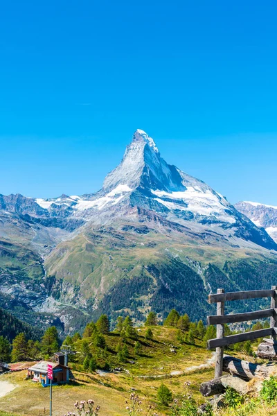 Beautiful Mountain Landscape Views Matterhorn Peak Zermatt Switzerland — Stock Photo, Image