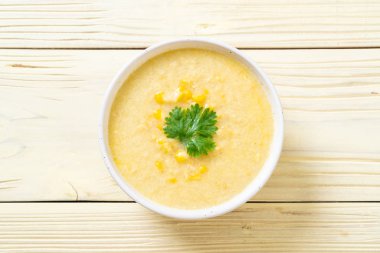 Mısır çorba kasesi - sağlıklı gıda tarzı