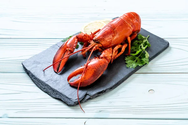 Red Lobster Vegetable Lemon Black Slate Plate — Stock Photo, Image