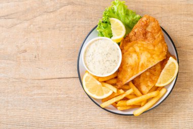 Balık ve cips - sağlıksız gıda