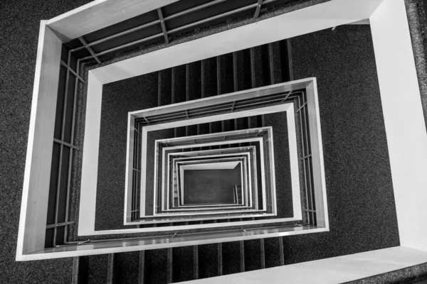Siyah Beyaz Ses Tonuyla Kare Merdiven Paterni — Stok fotoğraf