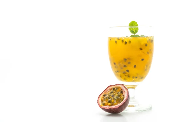 Fresh Iced Passion Fruit Juice Isolated White Background — Stock Photo, Image