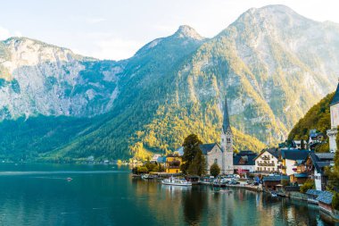 Avusturya Alpleri'nde, Salzkammergut bölge, Hallstatter gölde Hallstatt köyü Hallstatt, Avusturya