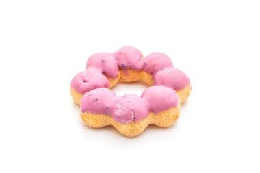 Çörek beyaz arkaplanda izole edildi