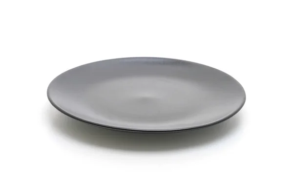 白色背景上的空黑盘子和碗 — 图库照片