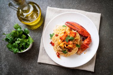 Makarna ya da ıstakoz spagettisi - İtalyan yemeği